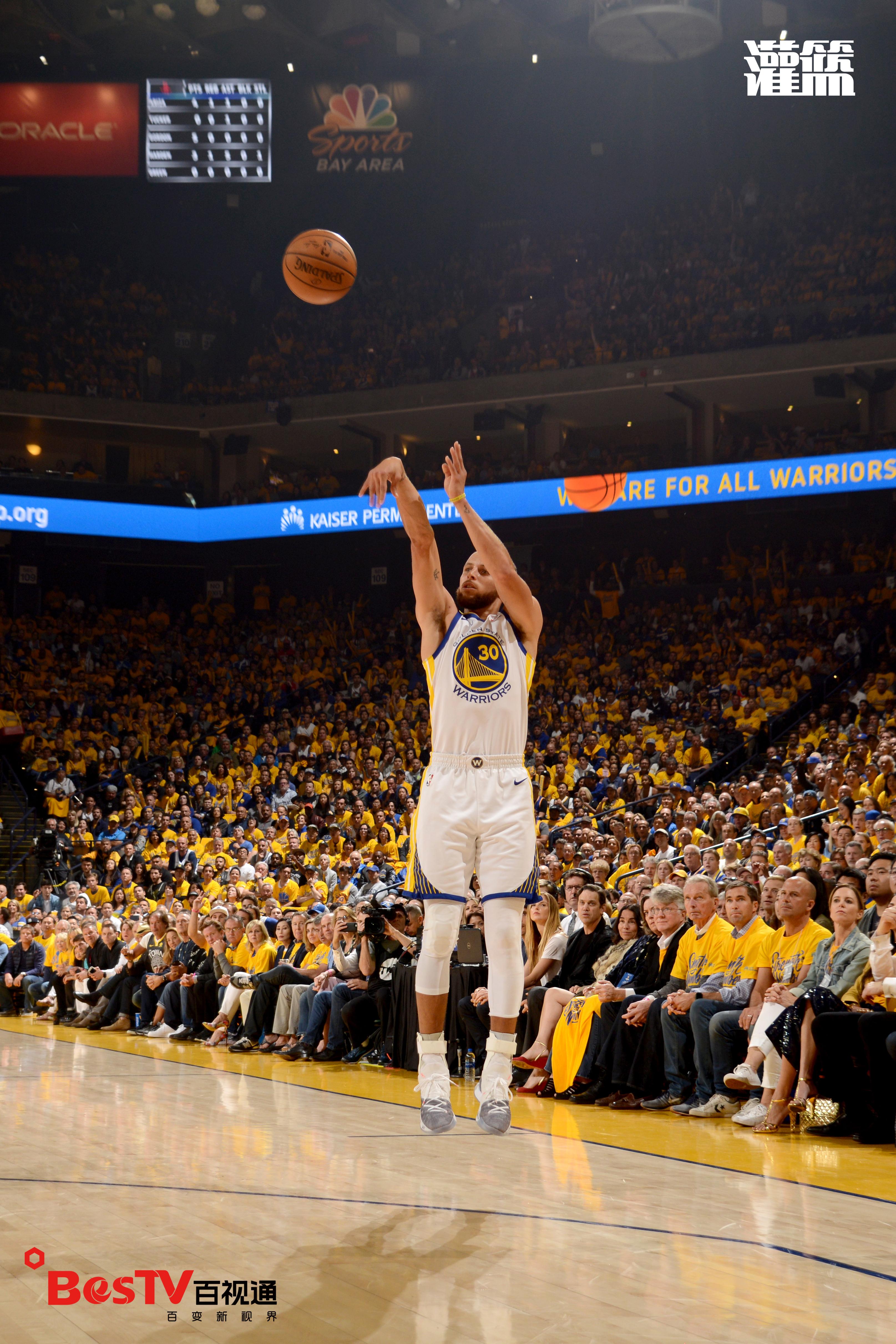 勇士队主场大胜火箭,取得七连胜 勇士队主场大胜火箭,取得七连胜