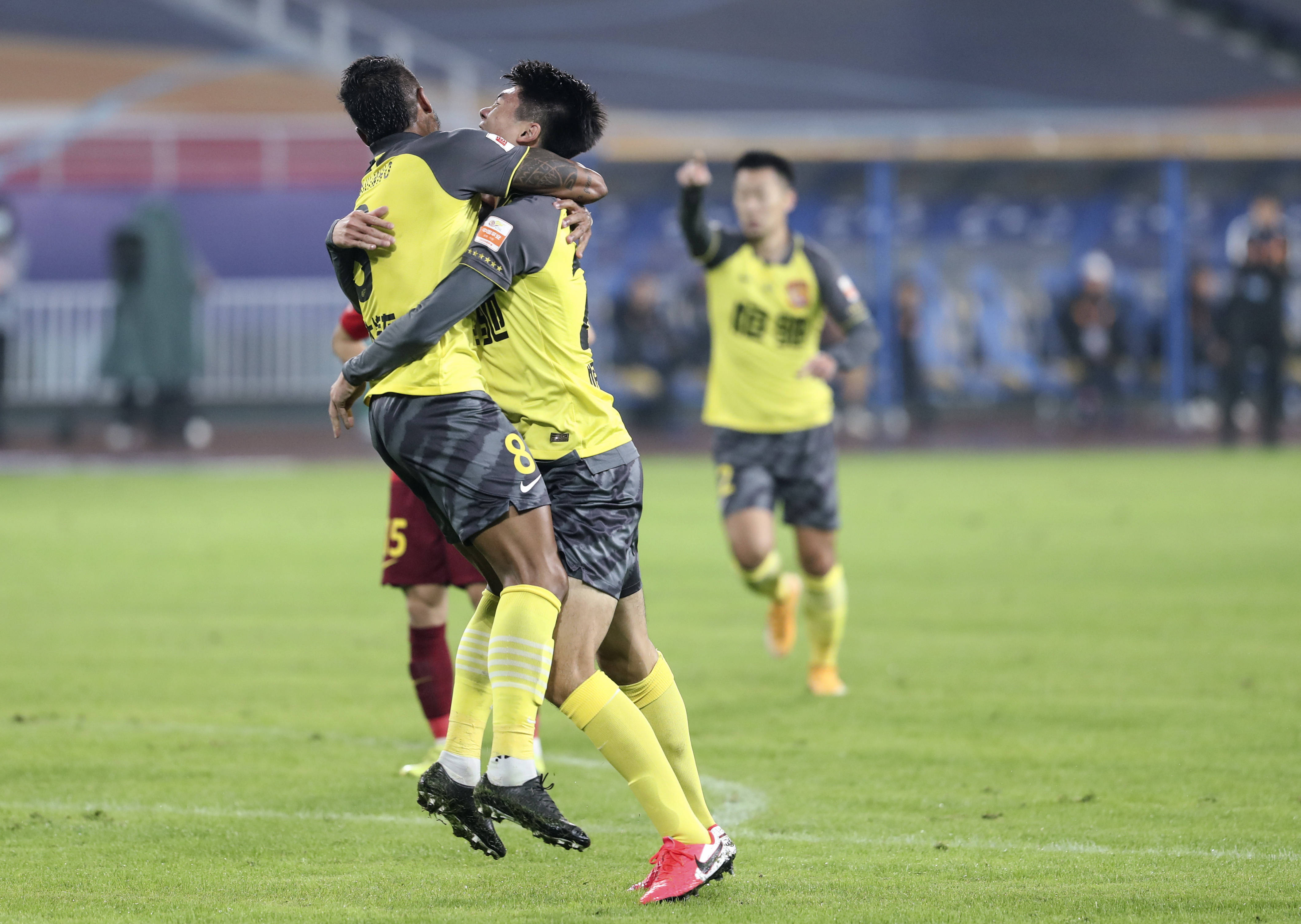 广州富力客场战胜河北华夏幸福，取得连胜