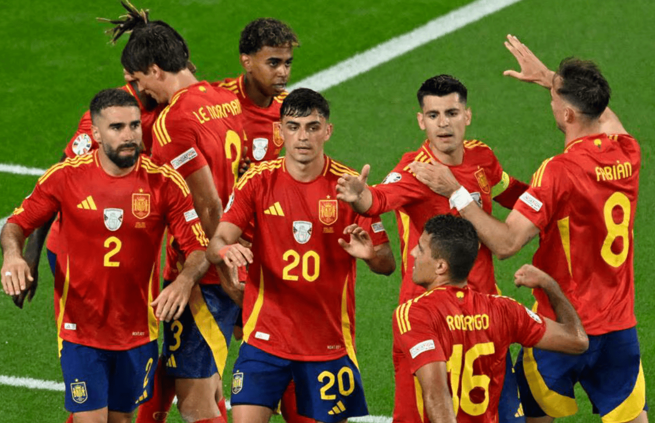 星空体育-西班牙球员射门成功，助队取得胜利