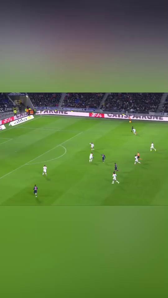 星空体育-里昂球员受伤,国际比赛受影响