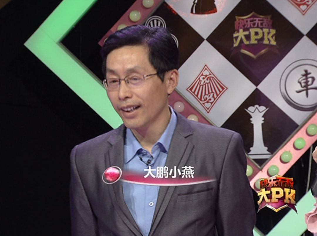 射击决赛中精准表现，选手稳坐金牌宝座