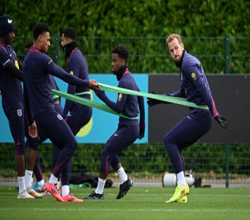 英格兰队备战备受期待,备战欧国联比赛 英格兰队备战备受期待,备战欧国联比赛