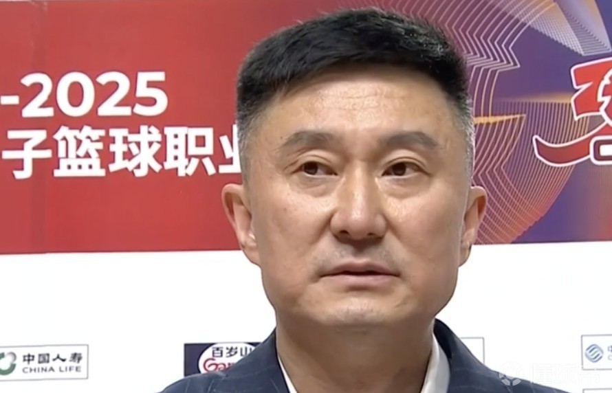 科特迪瓦篮球赛：力拼夺冠劲敌谁是胜者