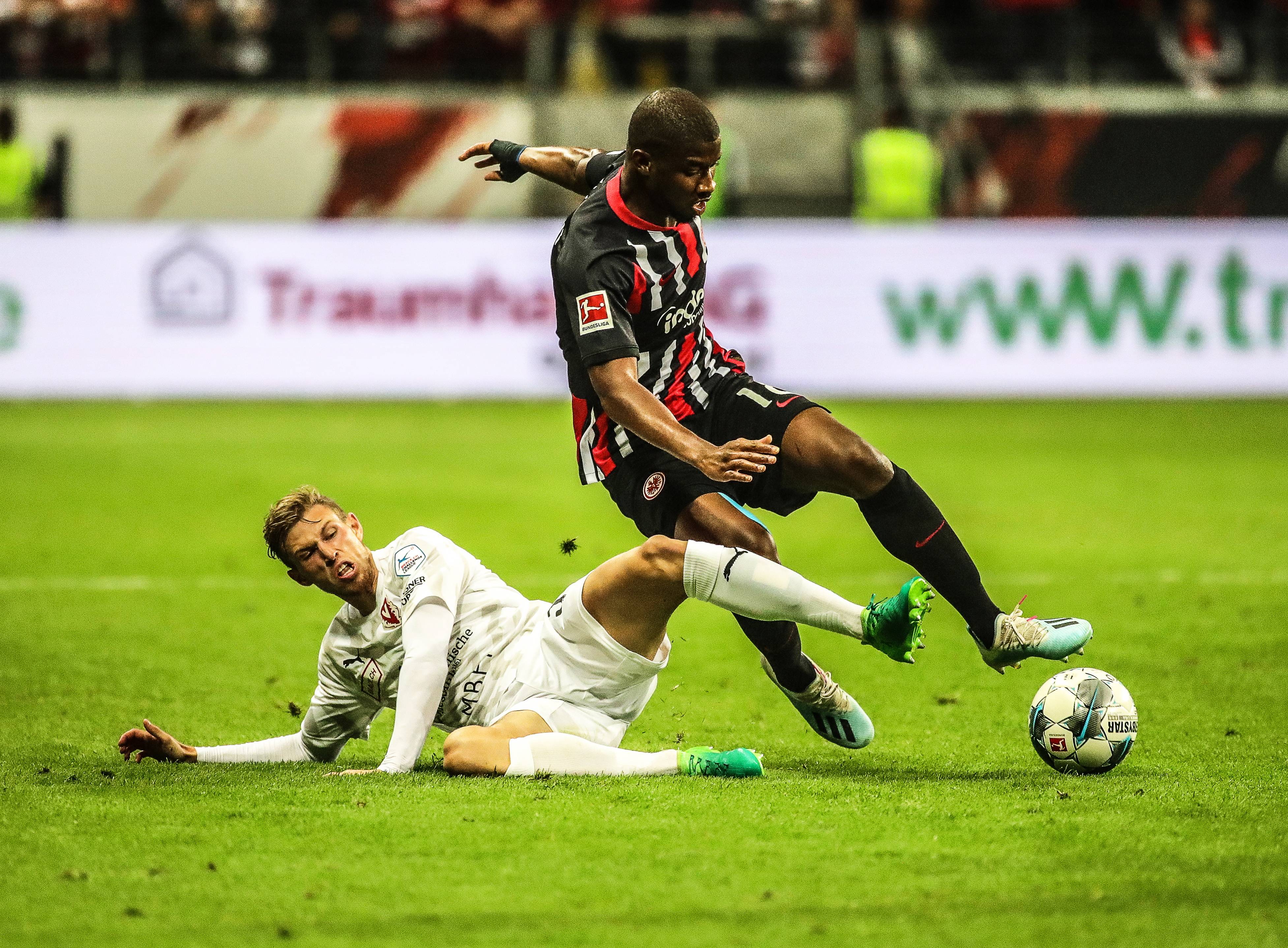 星空体育-欧洲足球顶尖球队将展开生死较量