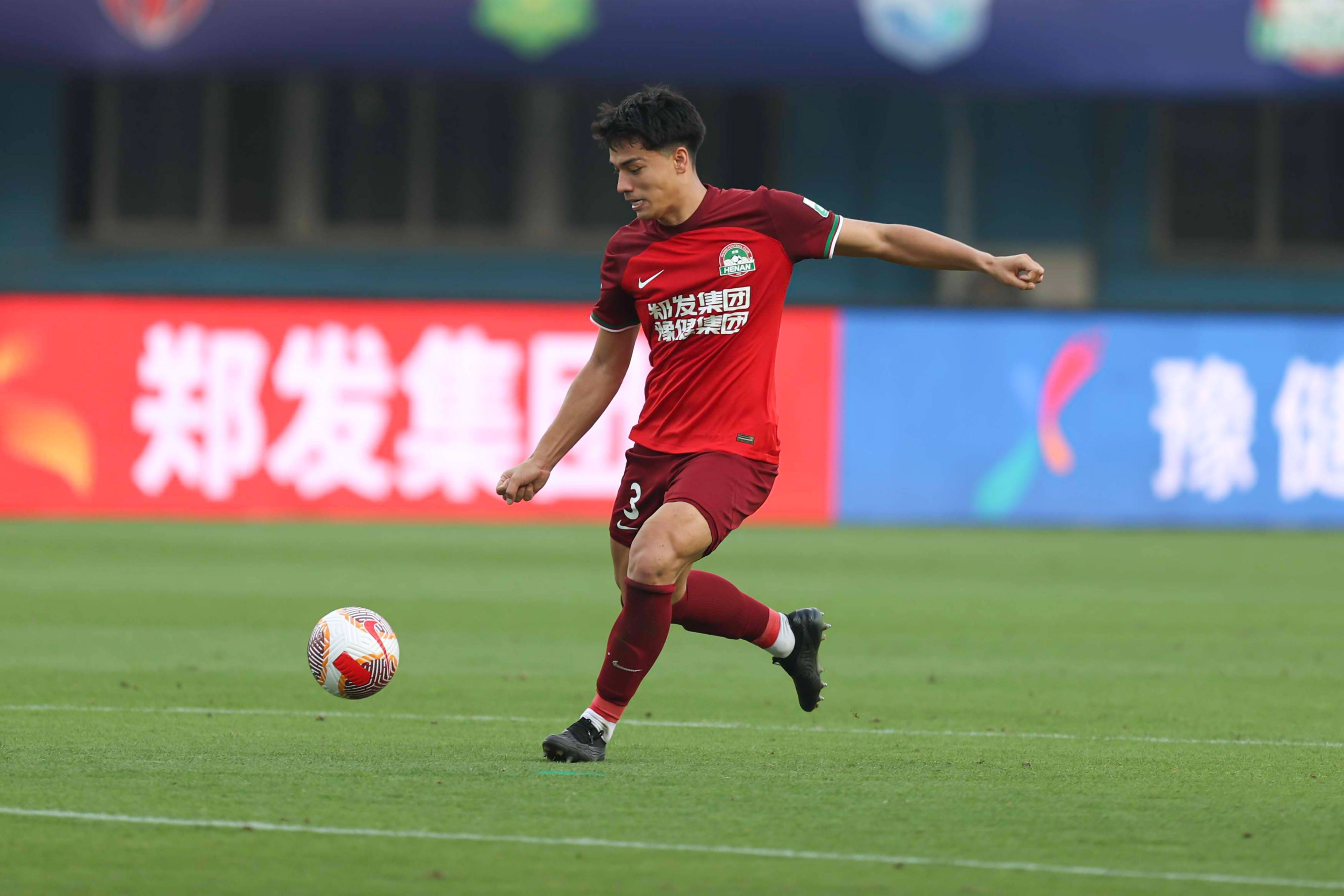 河南队内线球员表现突出,实力得到认可 河南队内线球员表现突出,实力得到认可