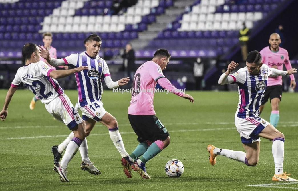 塞维利亚客场大胜瓦伦西亚，全取3分继续领跑