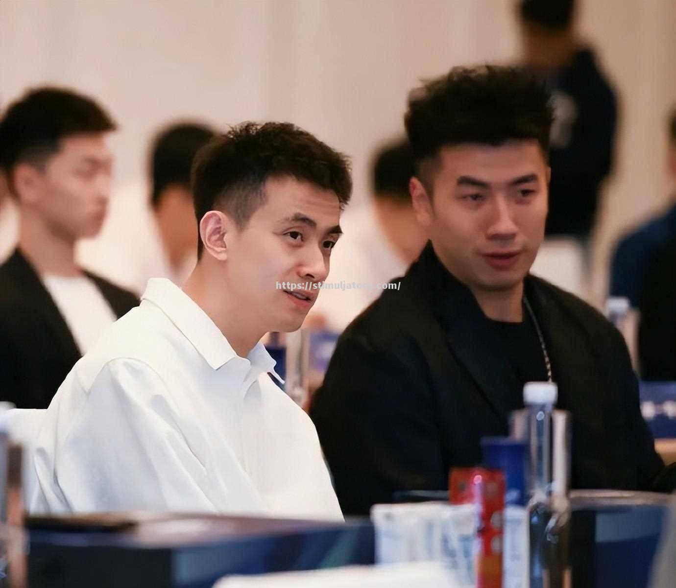 星空体育-上海男篮宣布换帅!前国家队主教练接过教鞭展现新气象