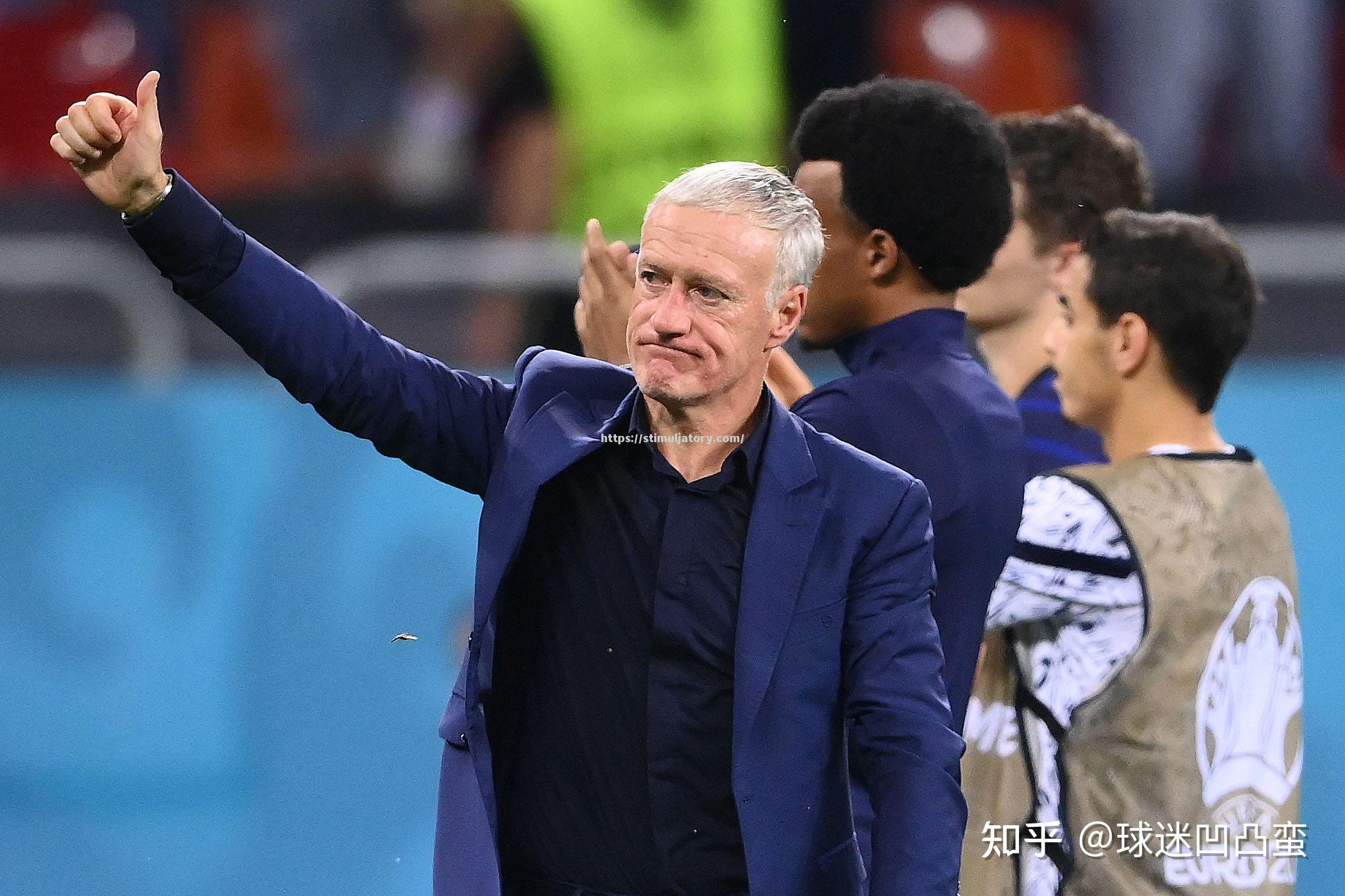 星空体育-AC米兰后防线失误频频，主教练公开批评球员表现