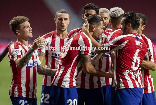 塞维利亚2-1逆转赢球!昔日强队展现强劲状态,冲击联赛前列 塞维利亚2-1逆转赢球!昔日强队展现强劲状态,冲击联赛前列