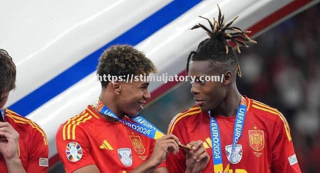 西班牙足协公布西甲新政策,促使各队降低财政负担提高青训系统效率 西班牙足协公布西甲新政策,促使各队降低财政负担提高青训系统效率