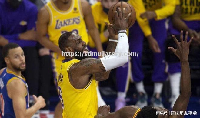 星空体育-勒布朗-詹姆斯再度刷新纪录,湖人战胜爵士