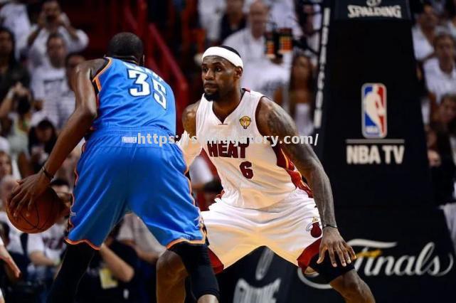 詹姆斯对决杜兰特,谁将胜出? 詹姆斯对决杜兰特,谁将胜出?