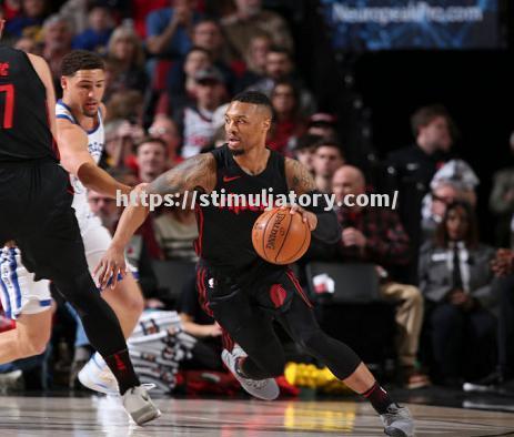 星空体育-勇士队击败开拓者队晋级季后赛