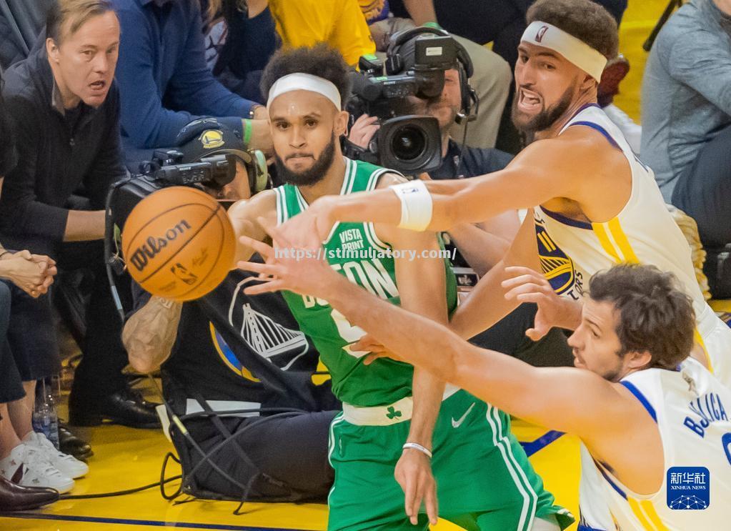 勇士再胜凯尔特人，保持八连胜