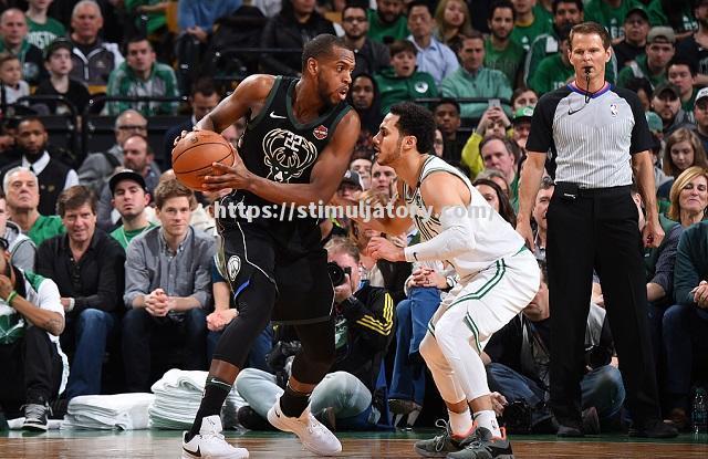 雄鹿队续约米德尔顿,巩固外线火力筹备季后赛 雄鹿队续约米德尔顿,巩固外线火力筹备季后赛