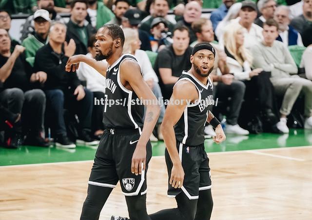 星空体育-篮网队逆转击败凯尔特人队，豪取九连胜继续领跑东部