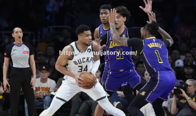 雄鹿主场击败猛龙,近期战绩遥遥领先东部 雄鹿主场击败猛龙,近期战绩遥遥领先东部