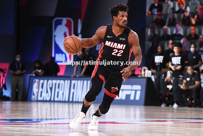 热火队逆转猛龙,巴特勒发挥神勇 热火队逆转猛龙,巴特勒发挥神勇