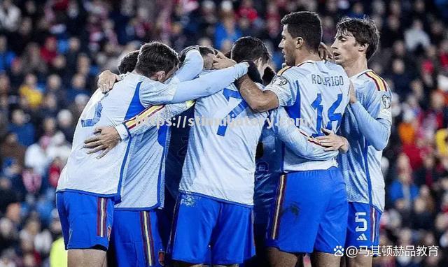 欧洲杯比赛精彩纷呈,球迷热情高涨 欧洲杯比赛精彩纷呈,球迷热情高涨