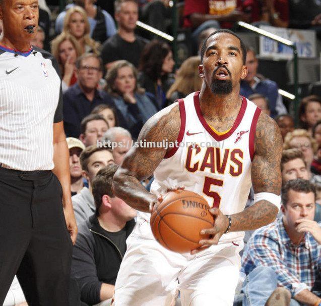 星空体育-小牛逆袭击败公牛继续保持主场优势