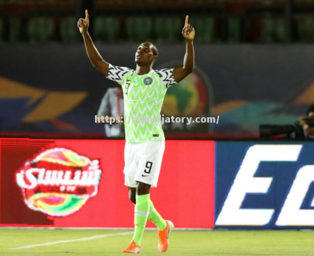 星空体育-突尼斯篮球联赛总决赛举行,缔造史诗传奇