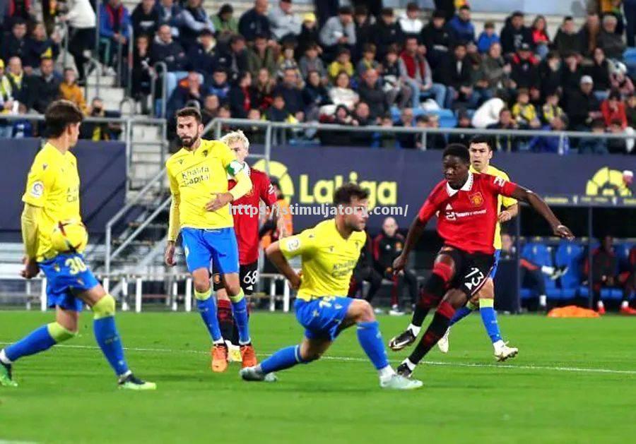 星空体育-球员状态火热,国际赛场首秀获胜