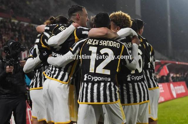 罗马客场逼平佩斯卡拉,保持不败状态 罗马客场逼平佩斯卡拉,保持不败状态