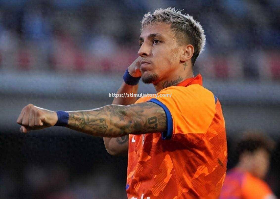 鲁能奋勇拼搏赢得胜利,向榜首发起冲刺 鲁能奋勇拼搏赢得胜利,向榜首发起冲刺