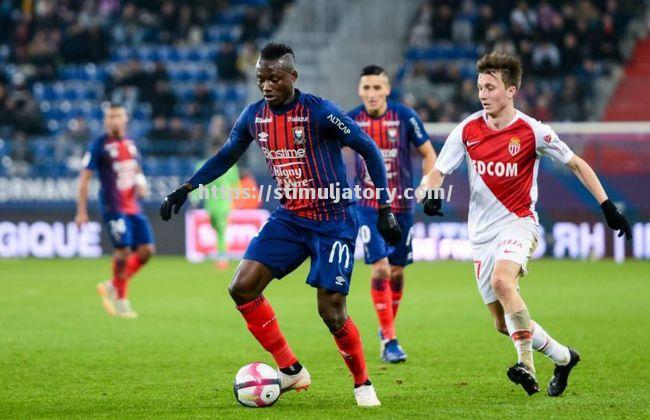 星空体育-圣保利主场取胜,球队士气高涨