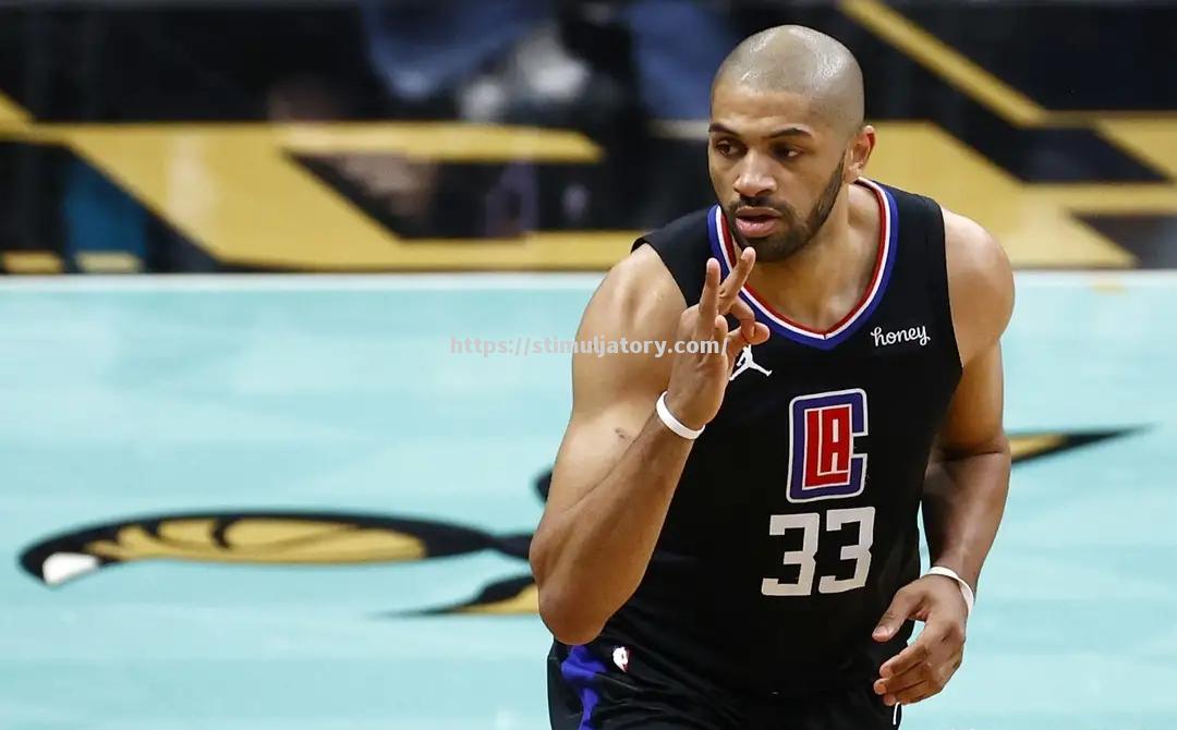 快船队主教练改变战术,率队取得胜利 快船队主教练改变战术,率队取得胜利