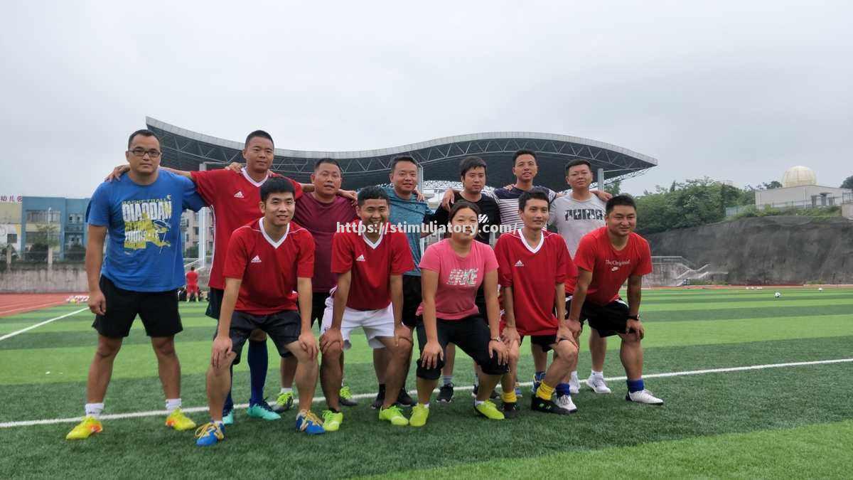 体育精神闪耀赛场,团队合作尽显默契 体育精神闪耀赛场,团队合作尽显默契