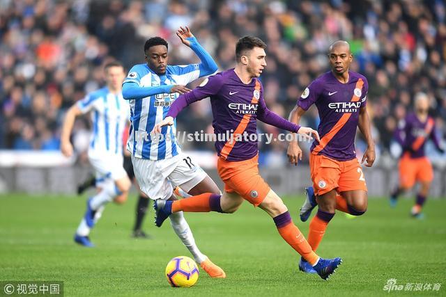 哈德斯菲尔德主场告捷,喜获完胜 哈德斯菲尔德主场告捷,喜获完胜