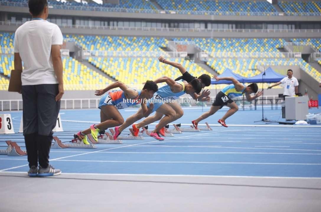 热烈的比赛现场让人感受到体育运动的魅力! 热烈的比赛现场让人感受到体育运动的魅力!