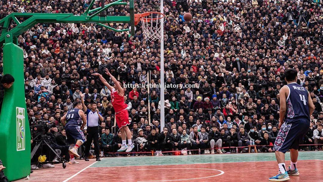 星空体育-意甲比赛胜负难测,助威声此起彼伏