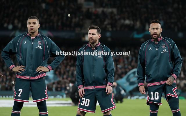 巴黎圣日耳曼锁定小组头名，主场雄心不减