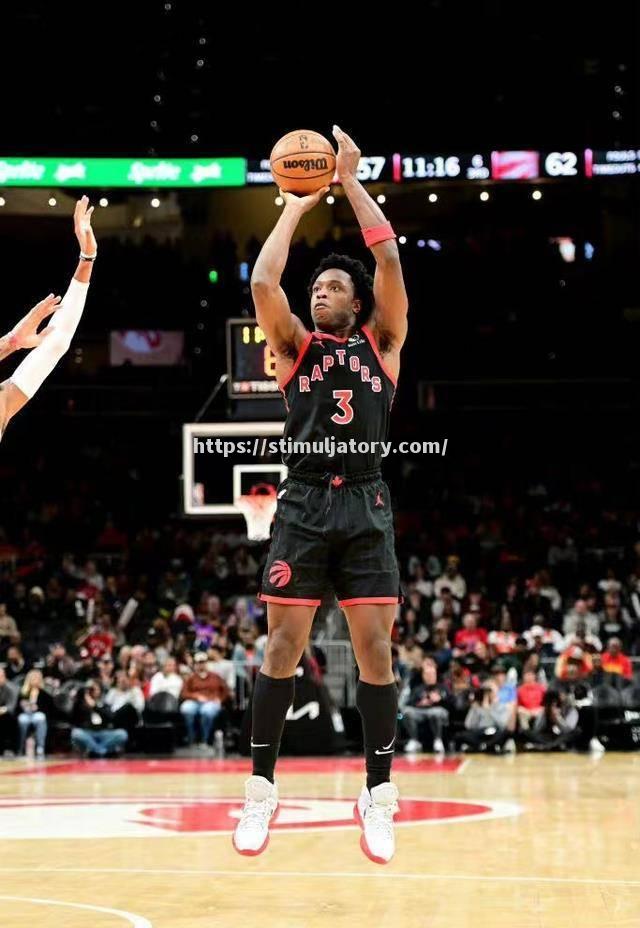 老鹰队闪电进攻效果显著,迅速拉开比分差距 老鹰队闪电进攻效果显著,迅速拉开比分差距