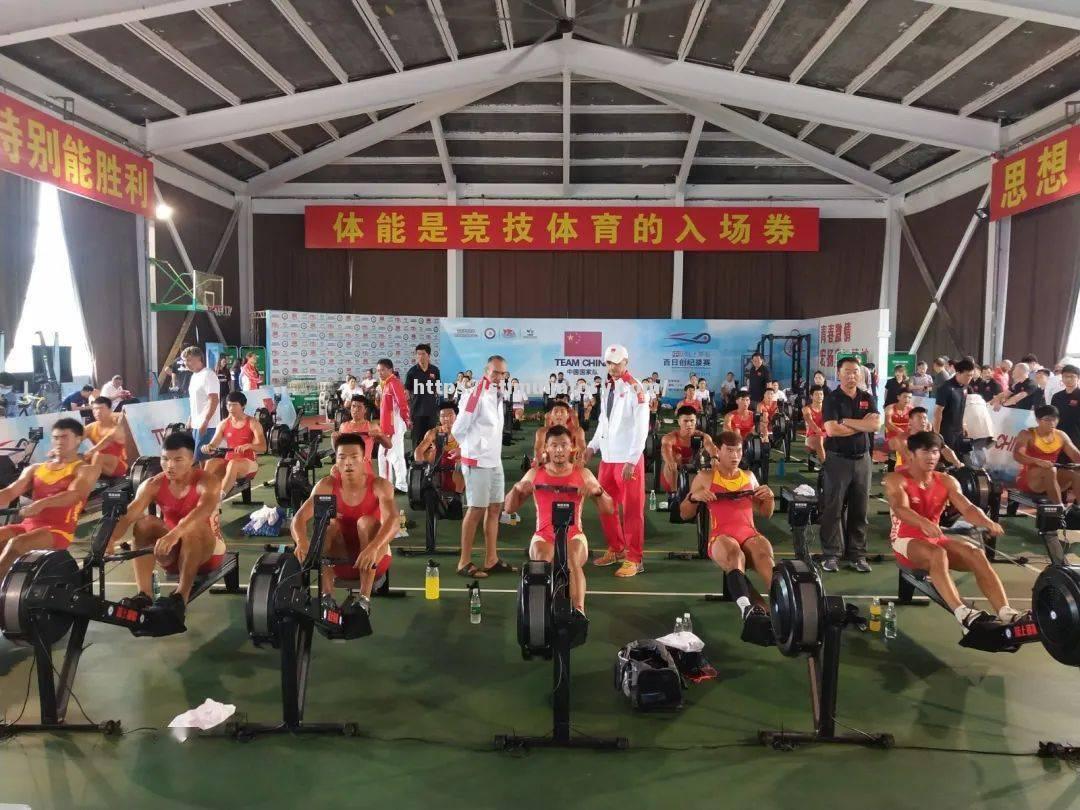 星空体育-体操男团在团体赛中展现团队精神