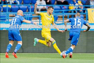 沙特队斩获大捷,挺进强强之争 沙特队斩获大捷,挺进强强之争