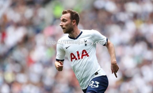 托特纳姆热刺暴露防守弱点，教练大力磨炼后防线