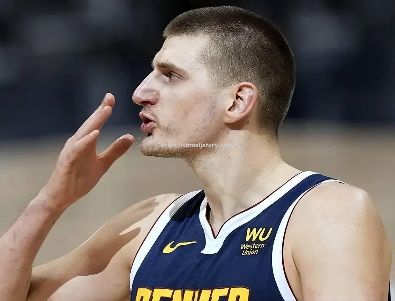 星空体育-掘金狂胜,约基奇砍下三双,助球队稳固西部前三