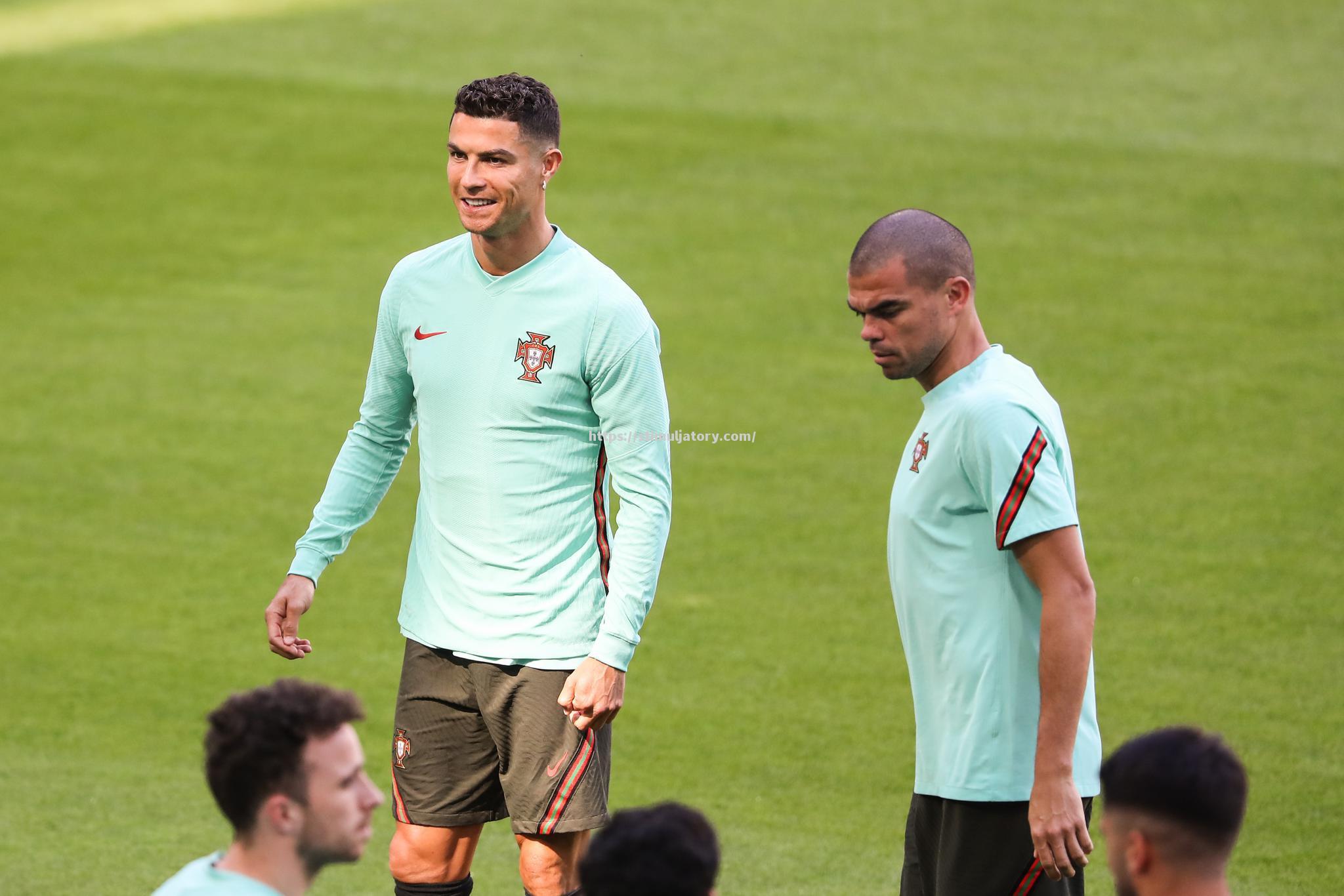 星空体育-葡萄牙女足队员备战欧洲联赛