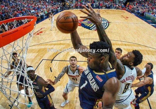 星空体育-球队防守端成大难题,教练需做出调整破局