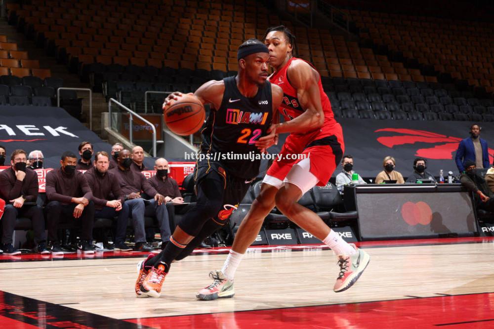 猛龙队客场战胜热火，系列赛1-1平