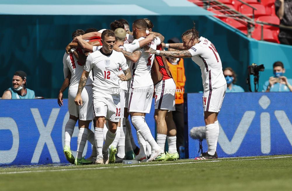 英格兰与克罗地亚的比赛备受关注 英格兰与克罗地亚的比赛备受关注