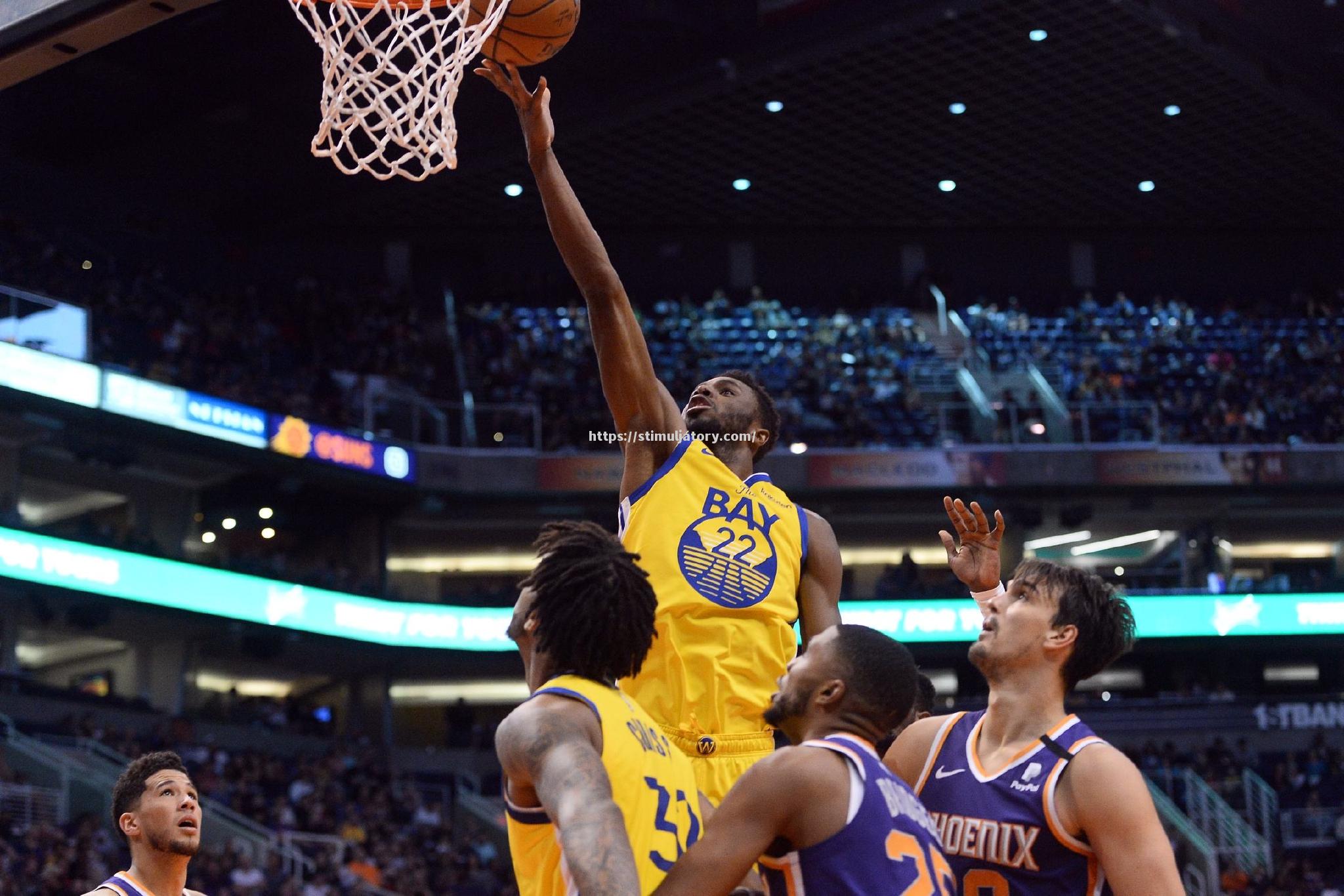 勇士后卫表现稳定，带队获胜