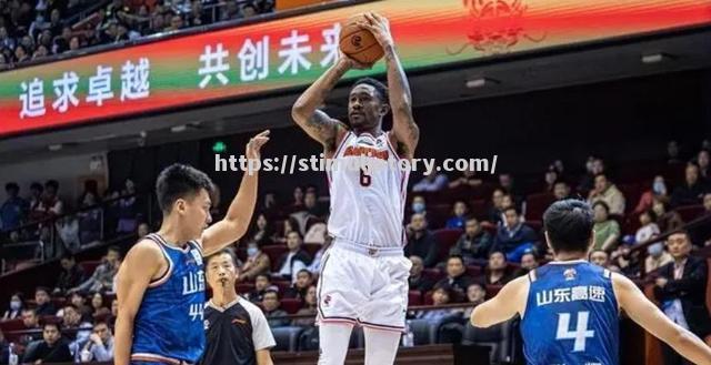 汪嵩助攻成功，协助球队逆转胜利