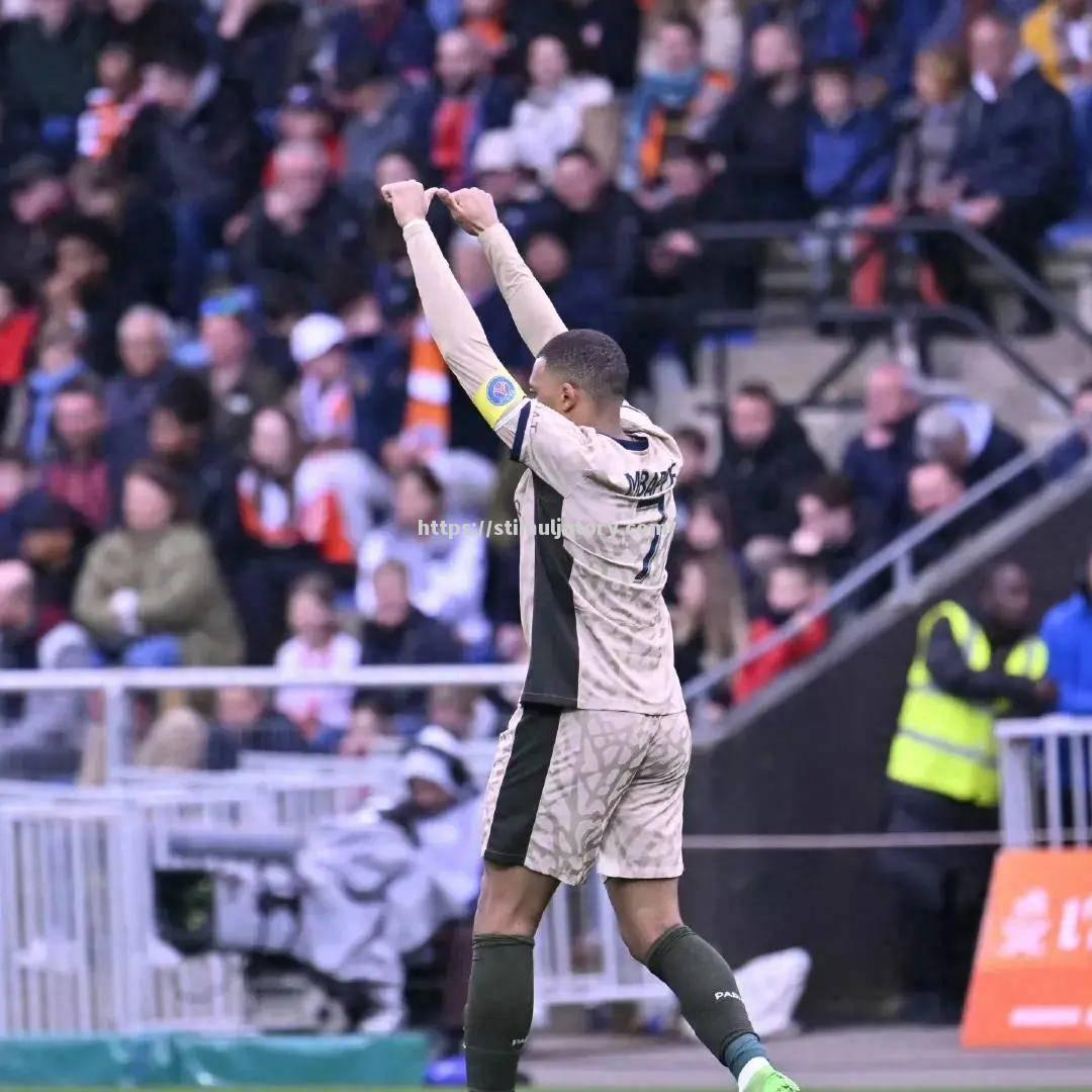 星空体育-利物浦神奇逆转,巴黎惨淘斩落