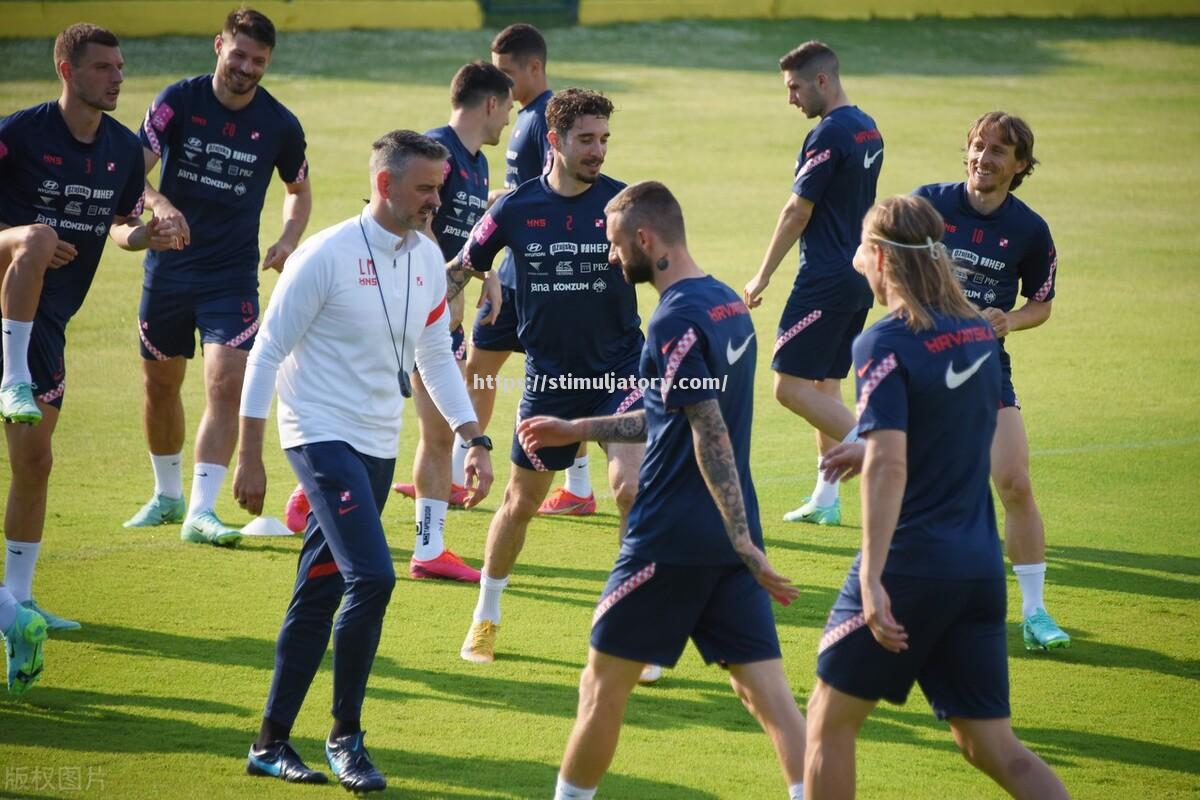 西班牙客场击败波兰，小组领先优势明显