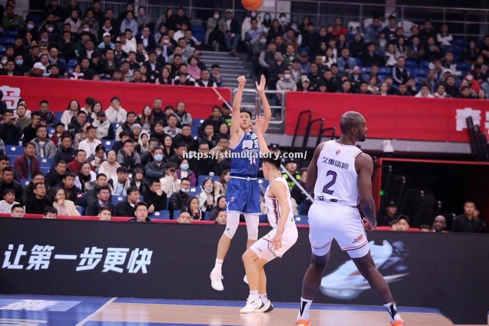 篮球联赛关注度逐渐攀升，战术布局令人惊叹