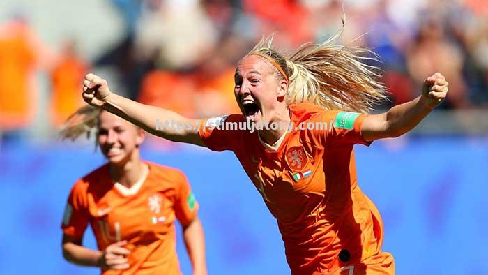 星空体育-秘鲁女足惊艳登场逆风翻盘